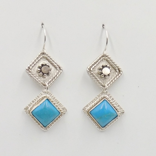 Click to view detail for DKC-2004 Earrings, Diamond Shape Sterling, Kingman Turquoise $110